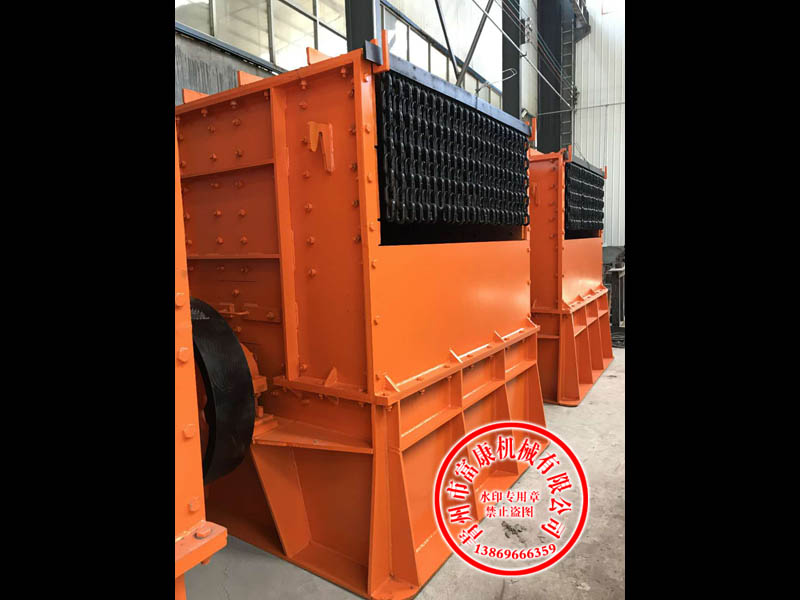 移動破碎機(jī)廠家